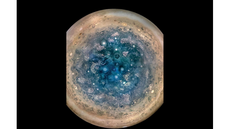 THE CLOSEST IMAGES OF THE JUPITER EVER -Friendz10