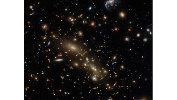 TWO GALAXY CLUSTERS THOUGHT TO BE ONE -Friendz10