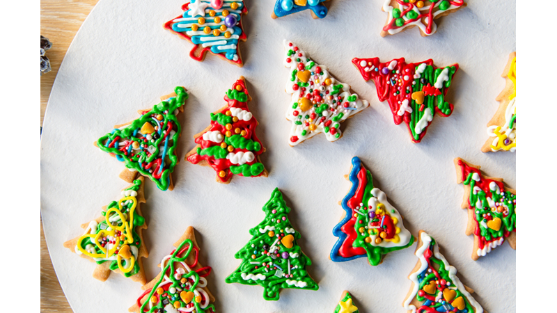 THE FIRST RECIPE THAT COMES TO MIND WHEN YOU SAY NEW YEAR: CHRISTMAS COOKIES -Friendz10