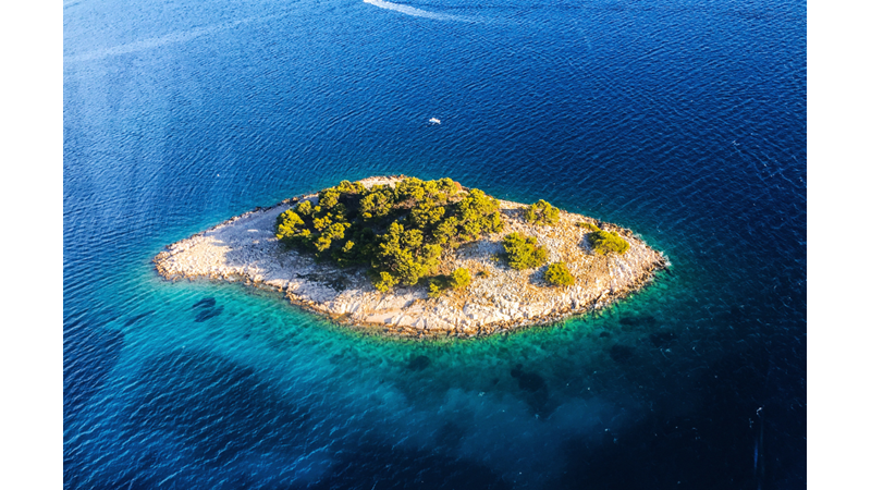Turks ve Caicos Adaları'nın Ay-Yıldızlı Eski Bayrağı
