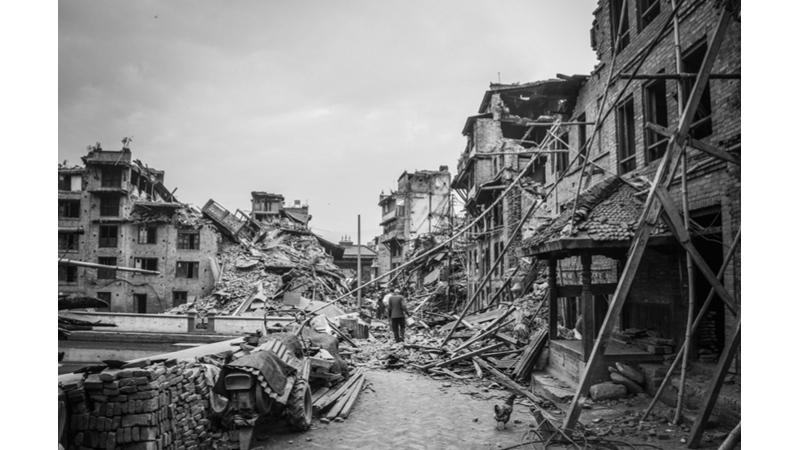 SALLANIYORUZ!: ÜLKENİN HER YERİNDE DEPREM OLUYOR!