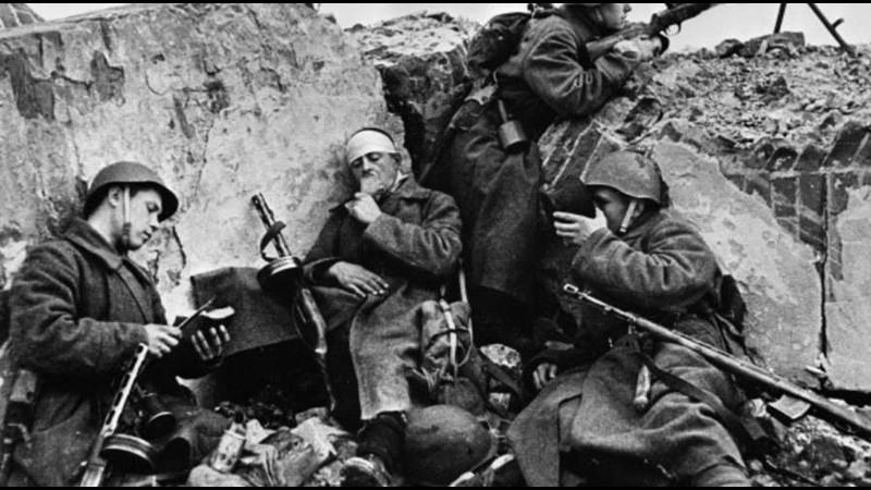 Birazdan Stalingrad’dayız: 2. Dünya Savaşı 