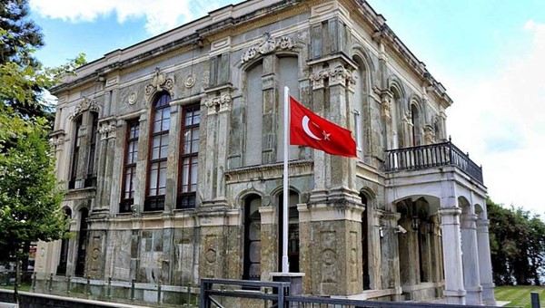 İstanbul Dışına Yapılan İlk ve Tek Saray: Kasr-ı Hümayun Saray Müzesi