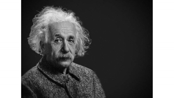 Ne Demiş Albert Einstein?