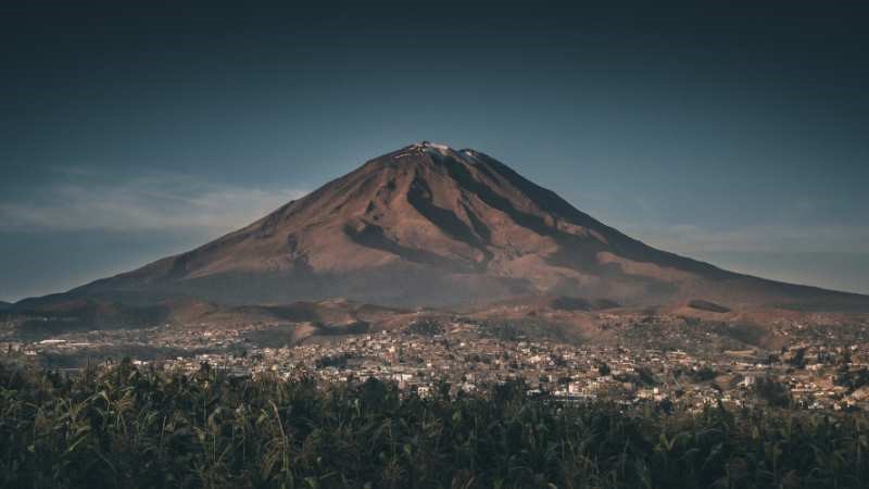 YEREL HALKA EV SAHİPLİĞİ YAPAN KANYON: COLCA KANYONU / PERU