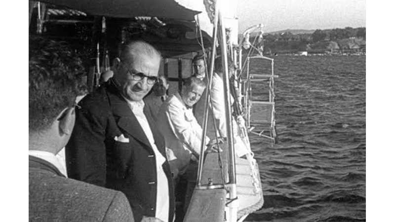 GELDİKLERİ GİBİ GİTTİLER: İSTANBUL’UN KURTULUŞUNUN 100. YIL DÖNÜMÜ KUTLU OLSUN! - Friendz10