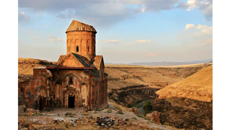 1001 KİLİSE ŞEHRİ: ANİ ANTİK KENTİ