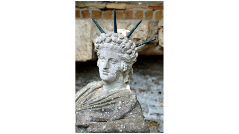 ATTIS HEYKELİ