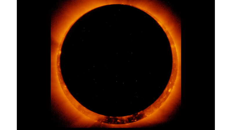 WE MISSED THE SOLAR ECLIPSE BUT LET'S  WATCH IT! -Friendz10