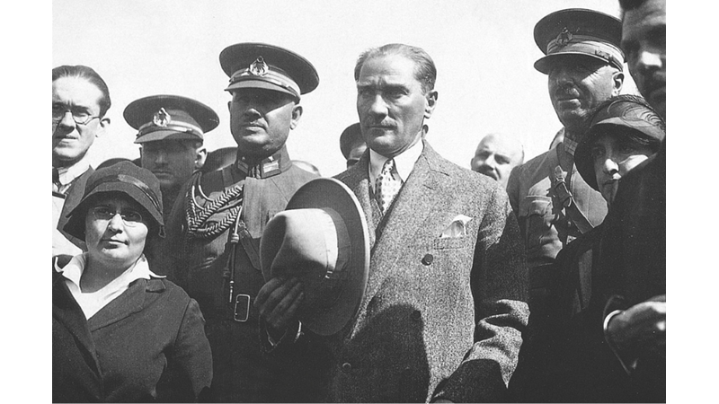 25 KASIM 1925: ŞAPKA DEVRİMİ
