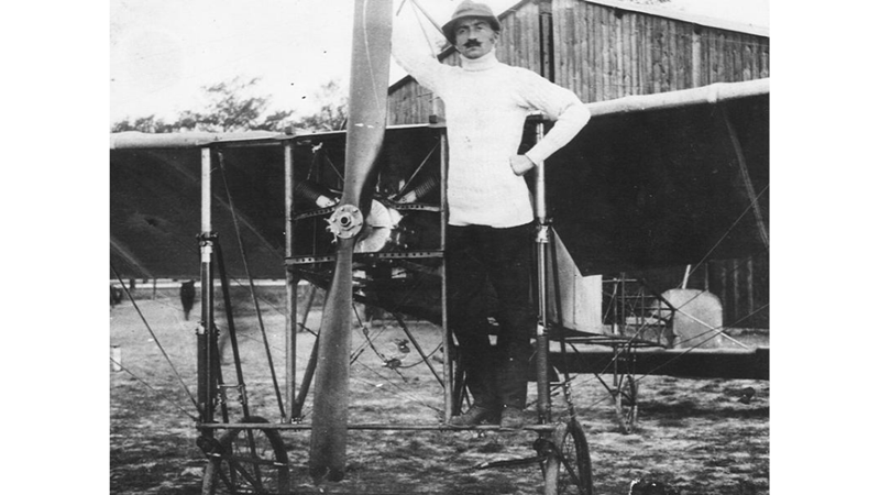 TÜRKİYE SEMALARINDAKİ İLK UÇUŞTAN PİLOTLAR GÜNÜ'NE: 26 NİSAN DÜNYA PİLOTLAR GÜNÜ