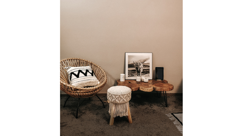 BELKİ İŞLEVSEL DEĞİL AMA KESİNLİKLE ŞIK: YATAK ODASINDA BİR KÖŞE - Friendz10