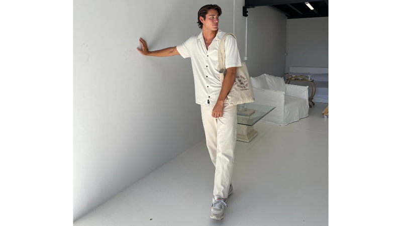 ERKEK MODASI: AÇIK RENKLER VE YARATTIĞI FARK