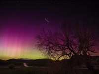 SOUTHERN LIGHTS IN THE SKY - YES, NOT NORTH!