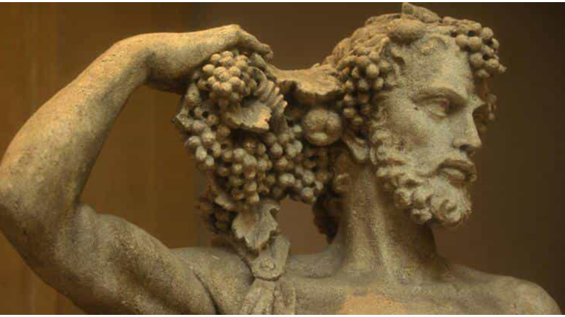 2 KEZ DOĞAN ŞARAP TANRISI: DIONYSOS