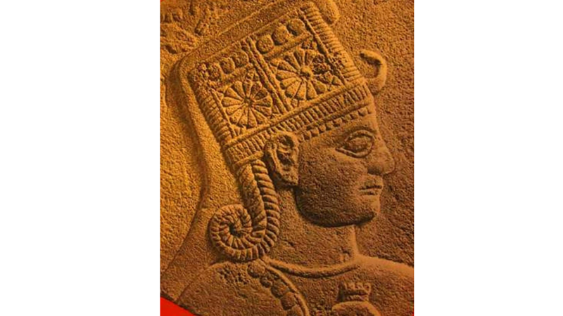 FIRST WOMAN TO HAVE HIS SEAL: QUEEN PUDUHEPA