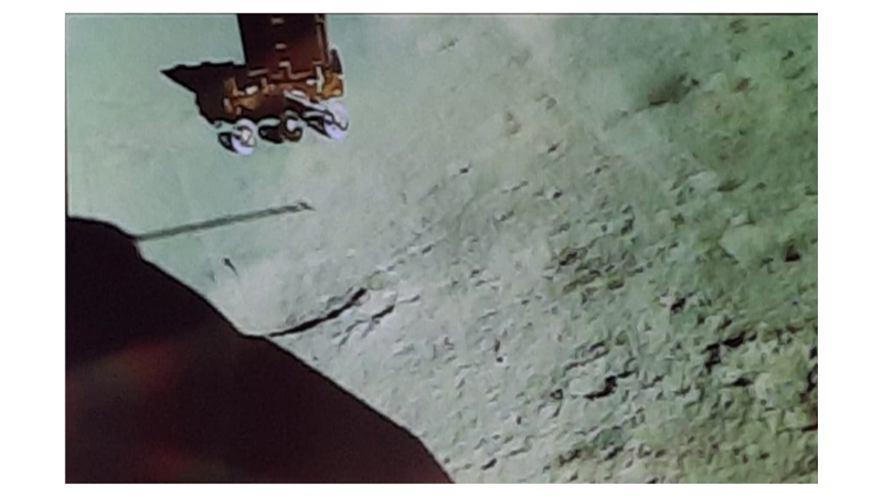 INDIA’S LUNAR LANDER HAS DETECTED ‘MOVEMENT’ ON THE MOON -Friendz10