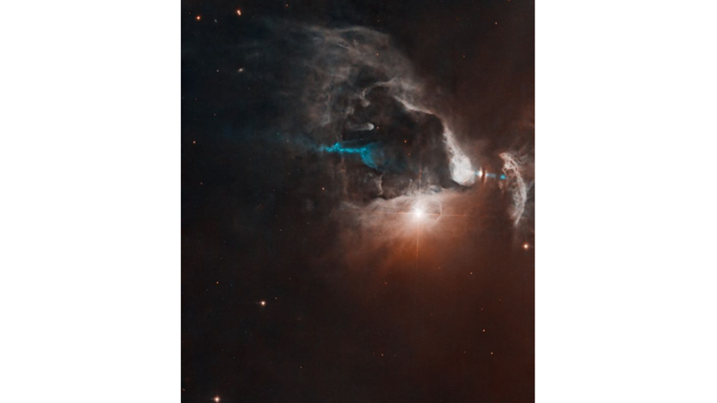 COSMIC LIGHT SHOW: FS TAU STAR SYSTEM