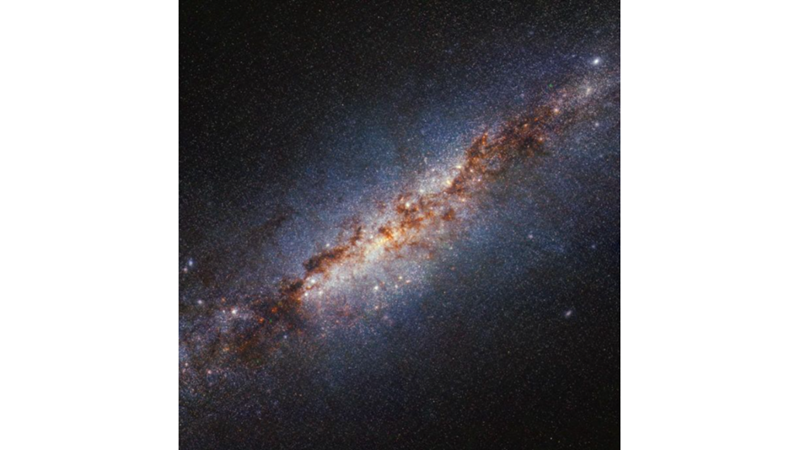 BÜYÜK AYI TAKIMYILDIZINDA BİR GALAKSİ: M82