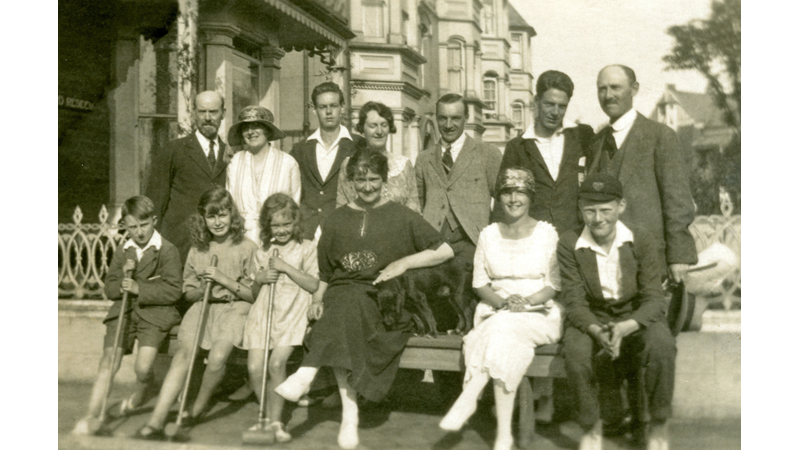 BAYRAM ZİYARETİNDE YAPILAN GÖZLEMLER