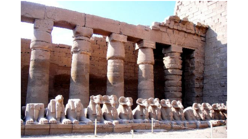 YARIM KALAN TAPINAK: KARNAK
