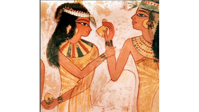 ANTİK ÇAĞDAN GELEN KOKU: PARFÜM