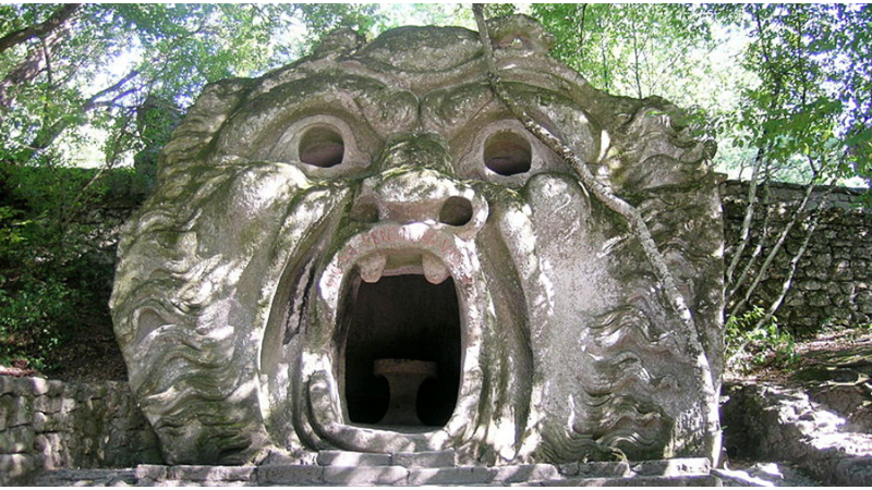 ÖLÜLER ÜLKESİ: ORCUS