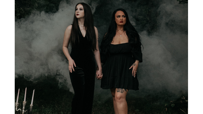 ANNE-KIZ CADILAR BAYRAMI ÇEKİMİ İÇİN İLHAMLIK POZLAR