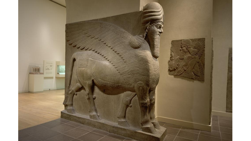 ENTERESAN GÖRÜNÜMLÜ YARATIK: LAMASSU