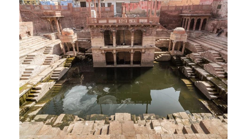 ZAMANA MEYDAN OKUYAN KUYU: MAHİLA BAG JHALRA -Friendz10