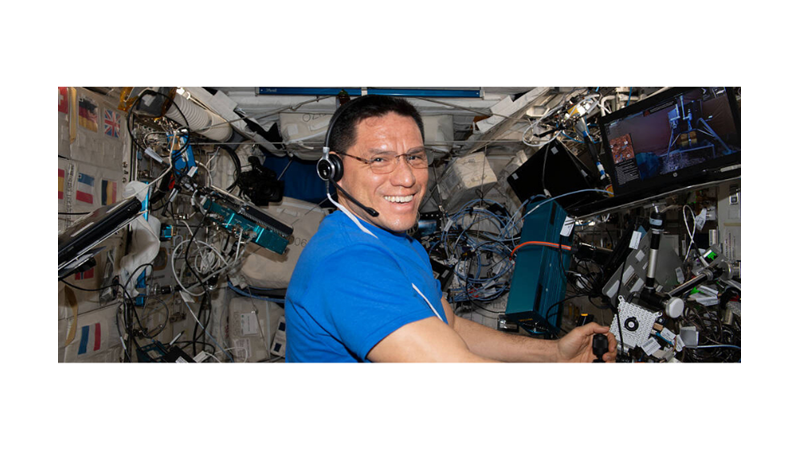 NASA'NIN EN UZUN TEK UZAY UÇUŞU REKORU KIRILDI -Friendz10