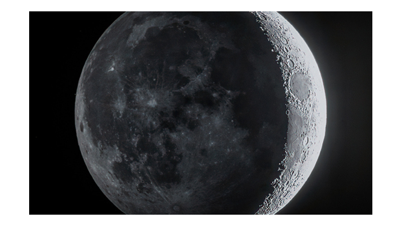 A MYSTERIOUS SECRET POWER ON THE MOON PRODUCES WATER -Friendz10