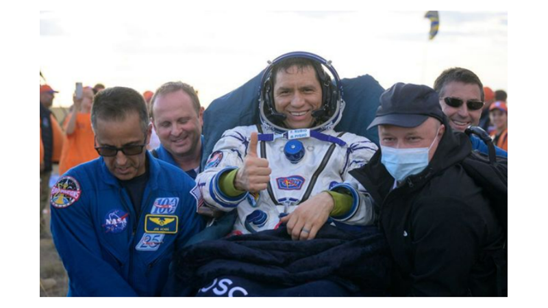 371 DAYS LATER RETURN HOME FROM SPACE -Friendz10