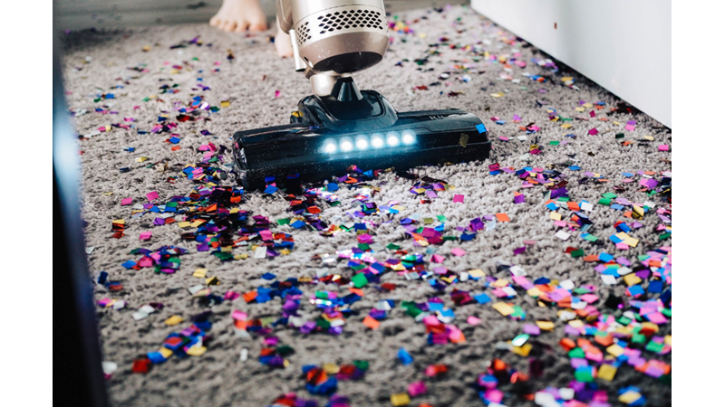 TEMİZLİK YAPARKEN KENDİNİ KAYBEDENLER DERNEĞİ -Friendz10