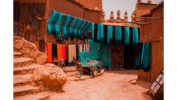 WALK ON COLORFUL STREETS: MOROCCO