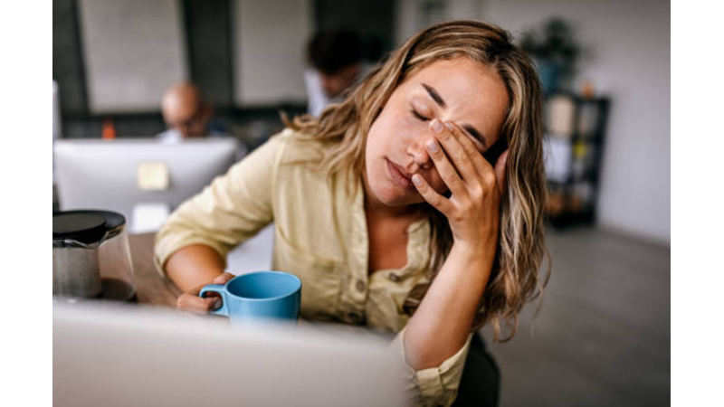 NE KADAR UYUSAM DA DİNLENMİŞ UYANAMIYORUM: HİPERSOMNİ -Friendz10