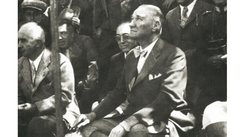 ZAFER BAYRAMIMIZIN 101. YILI KUTLU OLSUN! -Friendz10