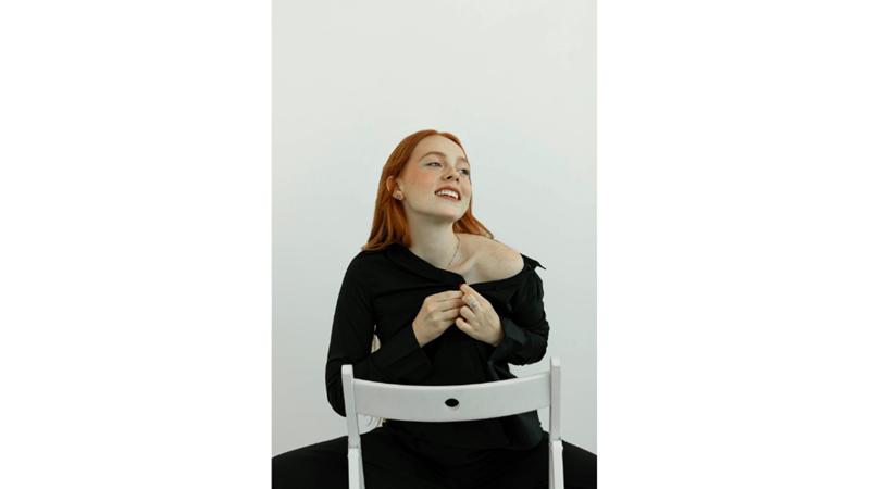 DAHA CESUR VE DAHA RENKLİ OLMA ZAMANI: RENKLİ EYELINERLAR YAZIMIZI SÜSLESİN