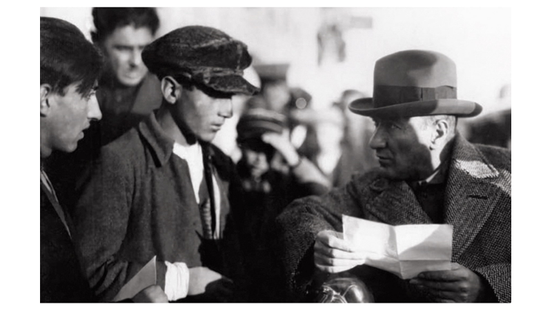 ATATÜRK’ÜN ÖLÜM DÖŞEĞİNDE BİLE İLİM SEVGİSİ -Friendz10