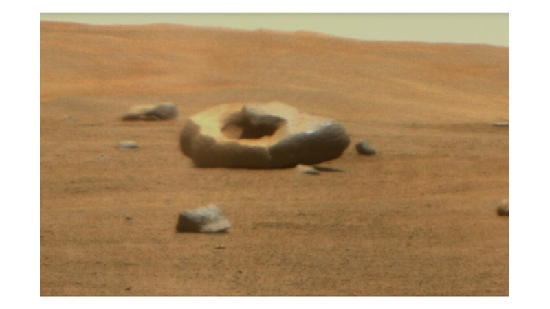 A STRANGE ROCK DETECTED ON MARS -Friendz10