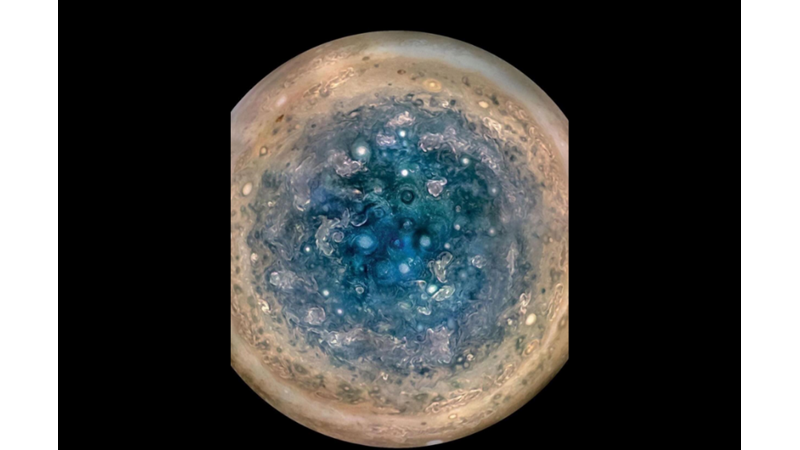 THE CLOSEST IMAGES OF THE JUPITER EVER -Friendz10