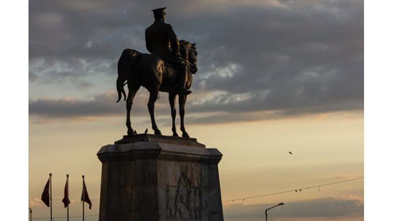 20 EKİM 1927: GAZİ MUSTAFA KEMAL PAŞA 'NUTUK'U OKUMAYI TAMAMLADI