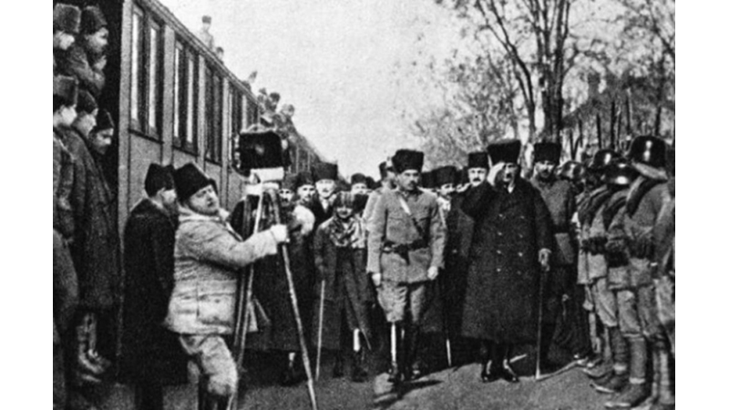 27 ARALIK: ULU ÖNDER ATATÜRK'ÜN ANKARA'YA GELİŞİNİN 103. YIL DÖNÜMÜ
