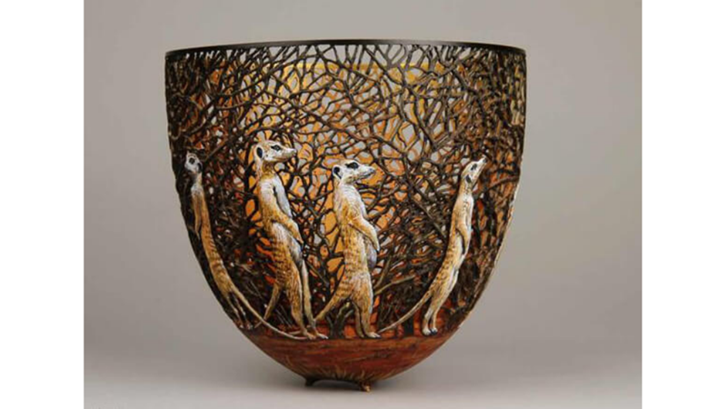 DOĞADAN İLHAM ALAN ÇARPICI AHŞAP SANAT ESERİ