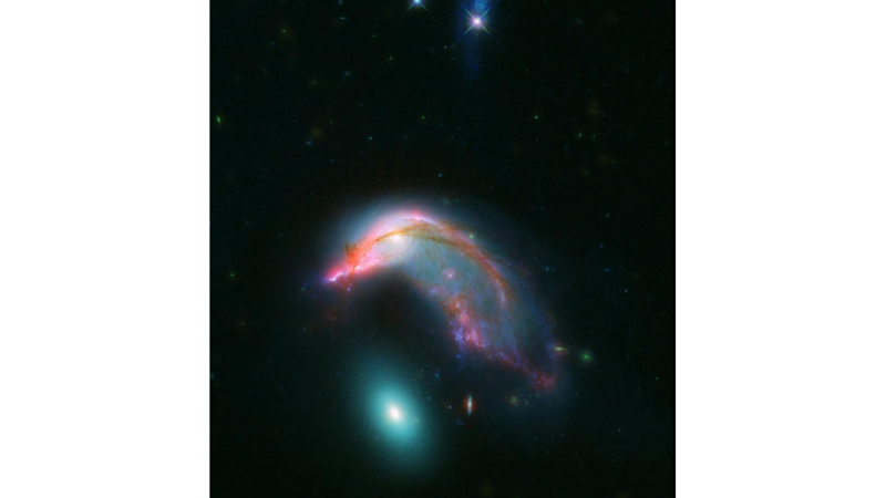 THE SPIRAL GALAXY LIKE A PENGUIN