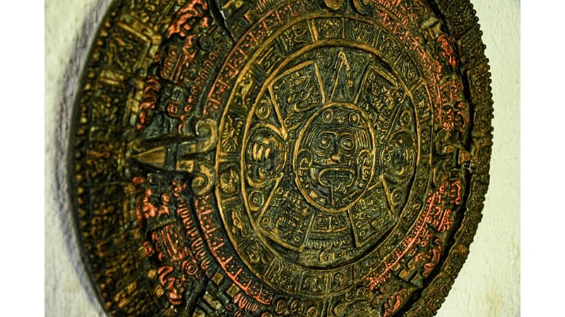 Mayalar ve Yaşamlar