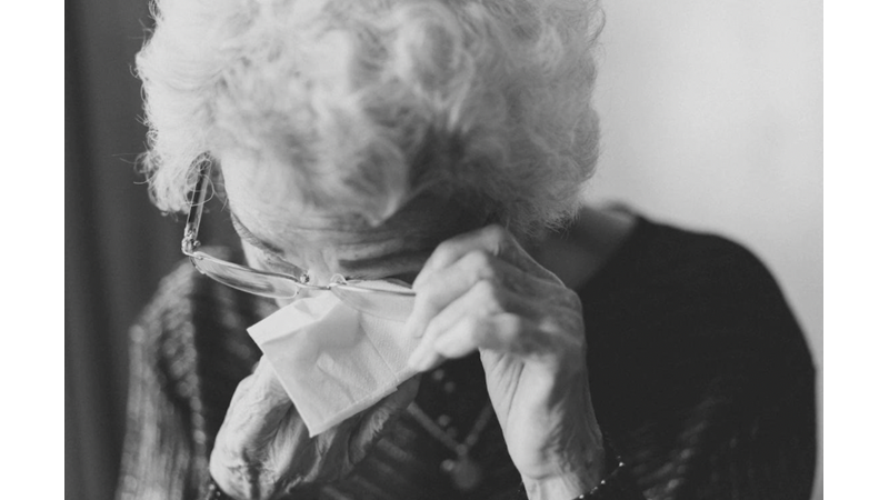 SESSİZ TEHLİKE: 21 EYLÜL DÜNYA ALZHEİMER GÜNÜ - Friendz10