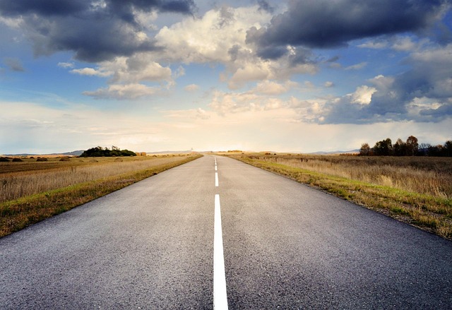 Uzun Bir Yol Var