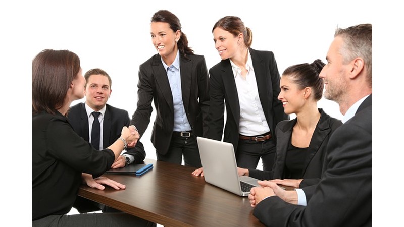 Uyum Sağlama Sürecinin Getirdiği Acı - Friendz10