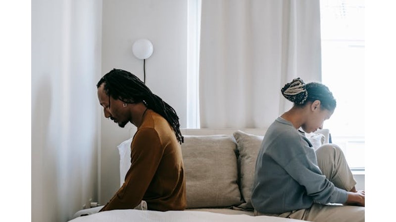 Aslında Bize Ait Değil